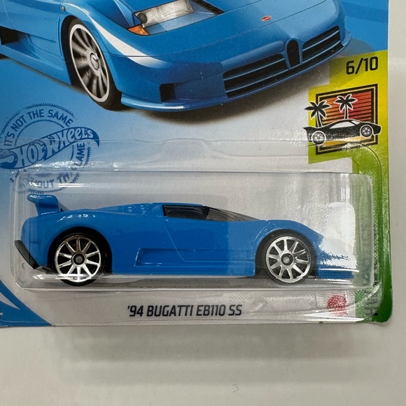 Hot Wheels '94 Bugatti EB110 SS mainline car - Picture 2 of 4